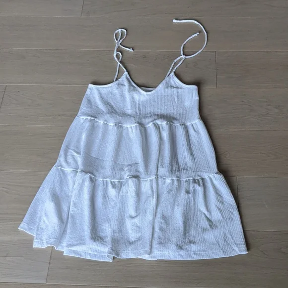 H&M white summer dress. Size small. - Picture 1 of 9